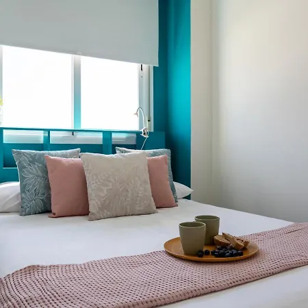 Apartamento Centro Wifi Terraza Parking Ascensor A La Playa A 5 Min Torremolinos