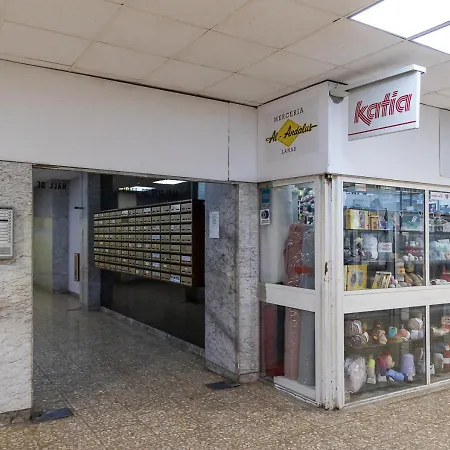 Διαμέρισμα Centro Wifi Terraza Parking Ascensor A La Playa A 5 Min *